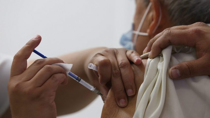 Едва 2 3 процента от българите се ваксинират срещу грип докато