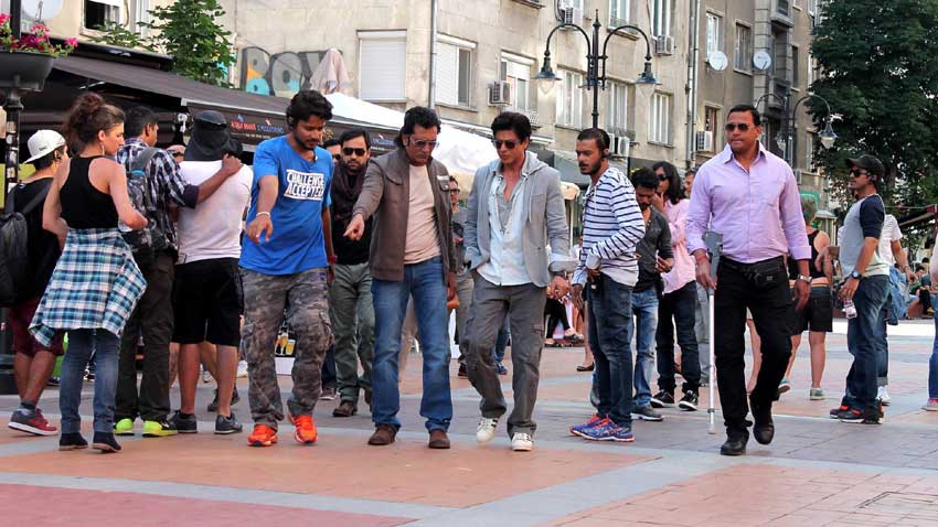Ylli i Bolliwood-it Sharukh Khan po xhiron një film në Bullgari