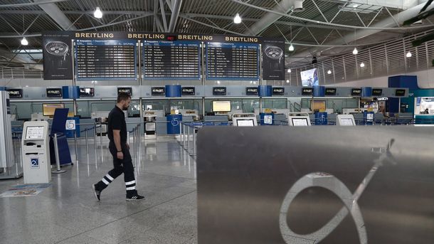Стачка на авиодиспечерите в Гърция наруши въздушния трафик. Четиричасови протести