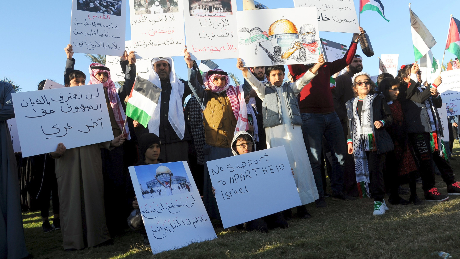 Не спират протестите на мюсюлманите в Близкия Изток след като