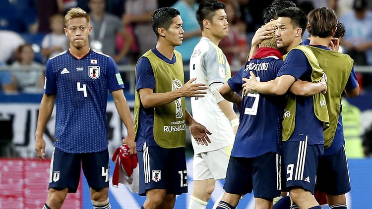 Японските футболисти почистиха и оставиха в идеален ред съблекалнята си