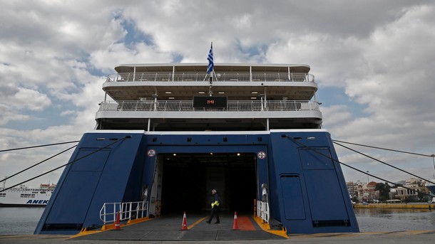 Турция спира фериботите за гръцките острови, съобщават кореспондентите на гръцките
