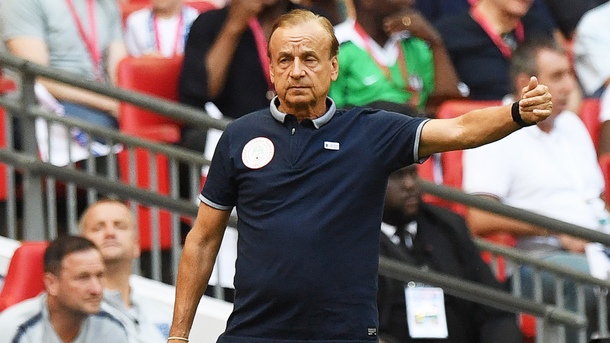 Нигерийският национален селекционер Гернот Рор обвини част от репортерите отразяващи