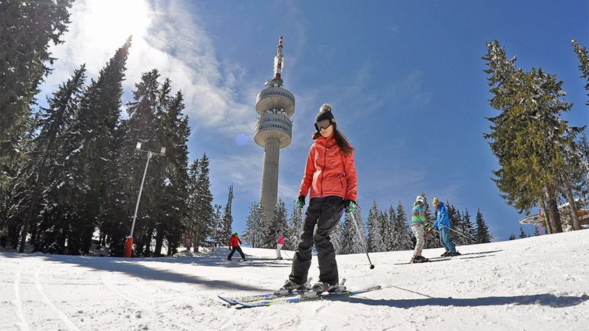 Престижното Световно първенство по ски за журналисти тази година ще