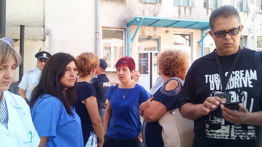 Акушеро гинекологичното отделение на болницата в Карлово няма да бъде закривано