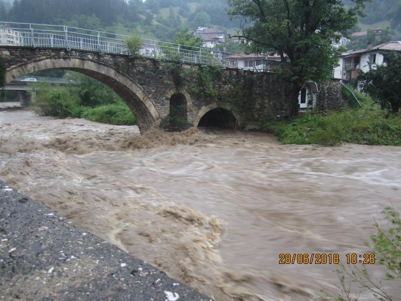 Частично бедствено положение е обявено в община Садово заради скъсана