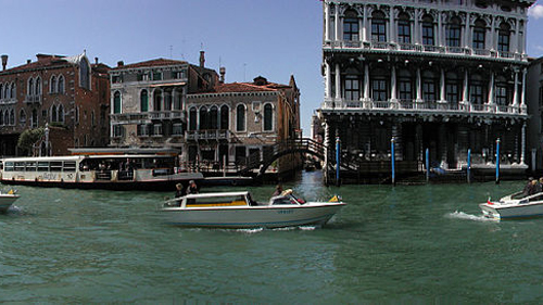 Венеция се оказа откъсната от континенталната част на Италия предаде