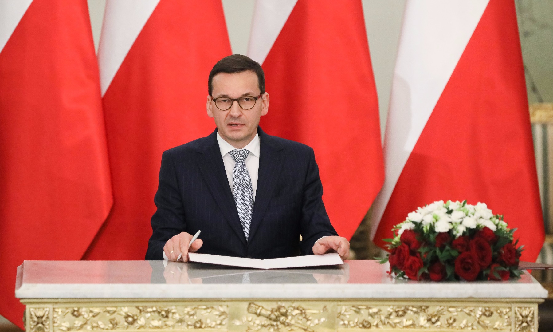 Матеуш Моравецки положи клетва като премиер на Полша предадоха Ройтерс