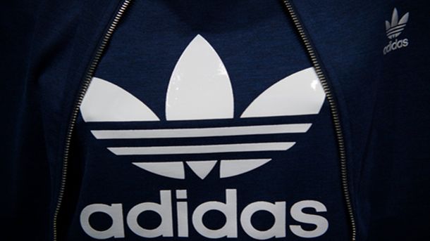Печалбата на водещата германска компания за спортно облекло Адидас се