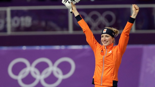 Холандката Карлийн Ахтеркеекте изненадващо спечели златото в дисциплината 3000 метра