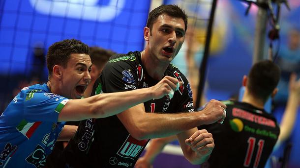 Руският Зенит Казан спечели европейската Шампионска лига по волейбол при