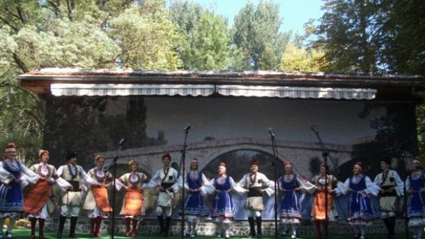 13 ото издание на фолклорният фестивал Струма пее 2018 в Невестино
