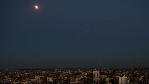 Израел нанесе въздушен удар в ивицата Газа 10 палестинци са