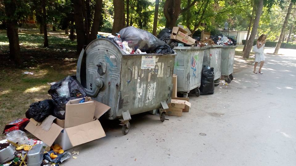 От утре фирмата която събира боклука в общините Разград и