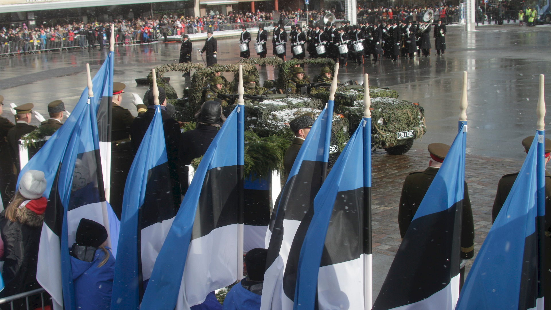 Естония отбеляза вчера стотната годишнина на независимостта си с голям