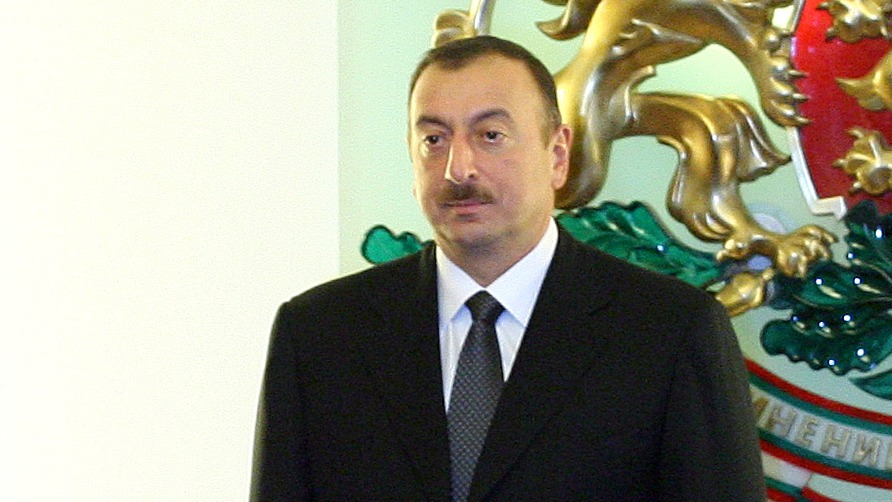 Илхам Алиев спечели четвърти пореден мандат на днешните президентски избори