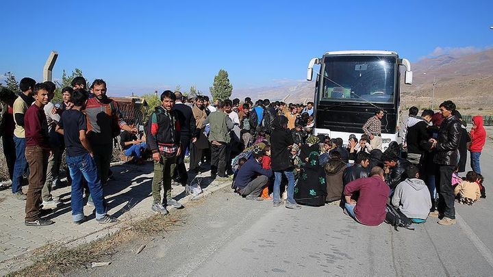 Турската жандармерия е заловила в неделя 37 мигранти без документи,