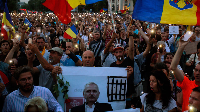 Антиправителствен протест на румънците, живеещи в чужбина, е насрочен за