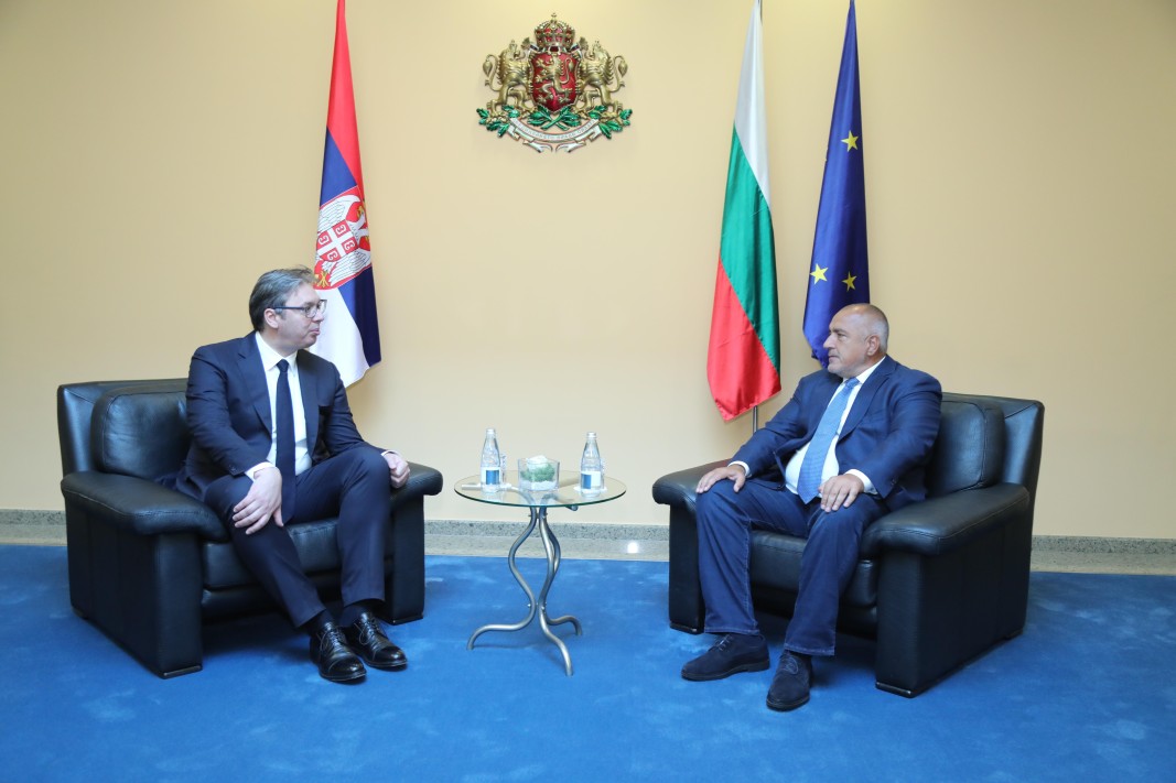 Министър-председателят Бойко Борисов посрещна президента на Сърбия Александър Вучич, който пристигна на еднодневно посещение в България по покана на премиера