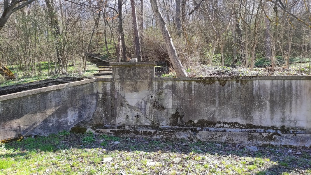 Чешмата, Бяла черква