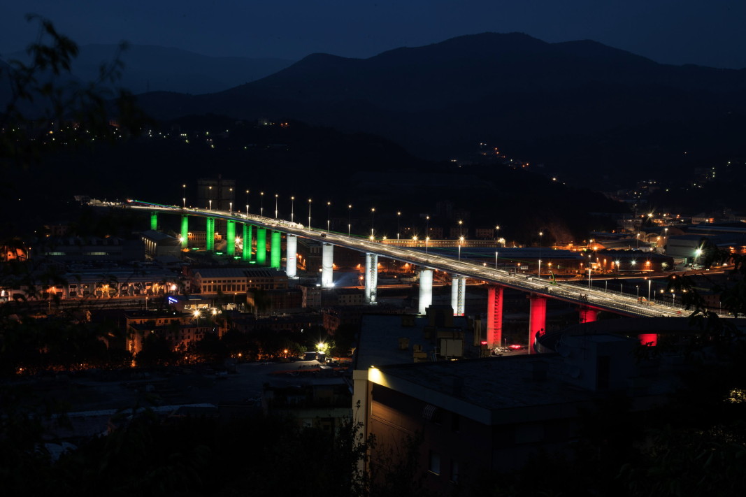 Новият мост в Генуа