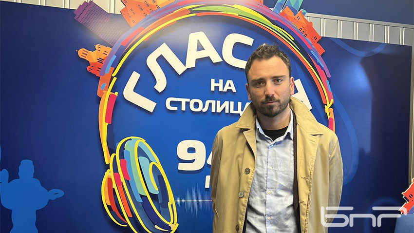  Радослав Илиев 