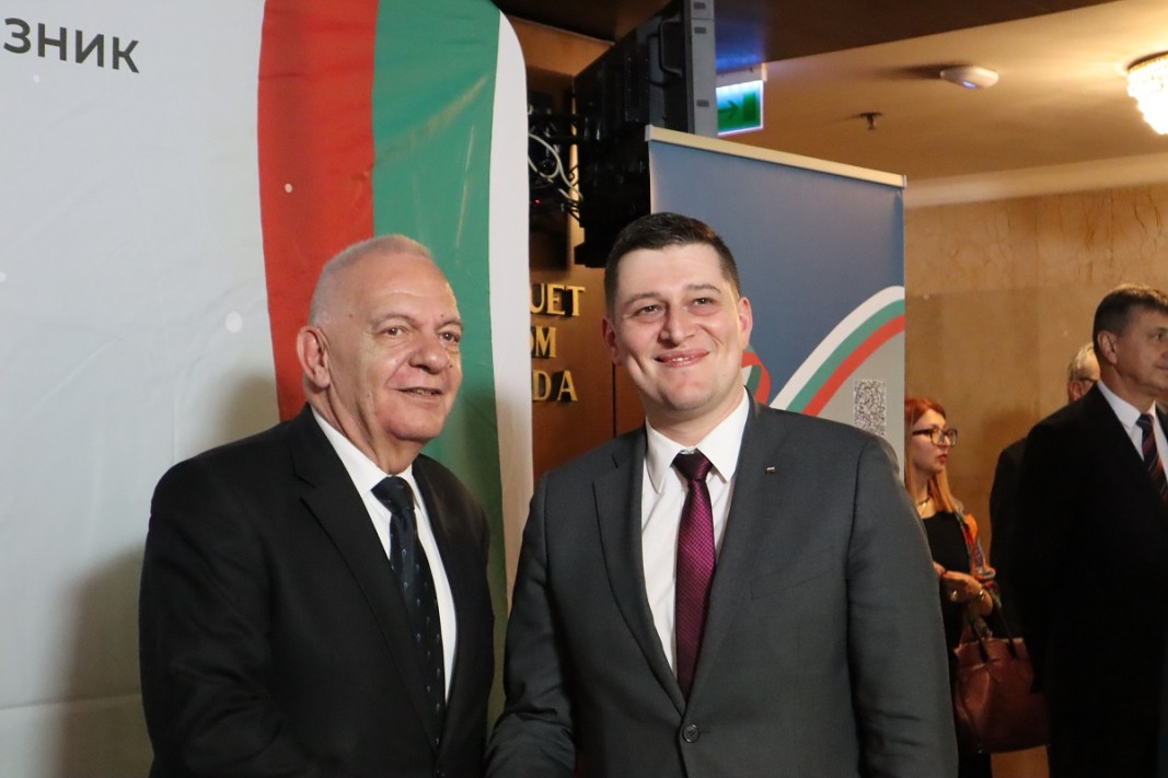 E.S. d-l Radko Vlaykov, ambasadorul Bulgariei în România, și Milen Mitev, Directorul General al Radioului Național din Bulgaria