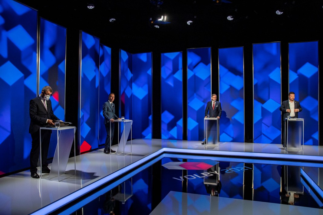 Лидерите на основните чешки партии по време на телевизионен дебат