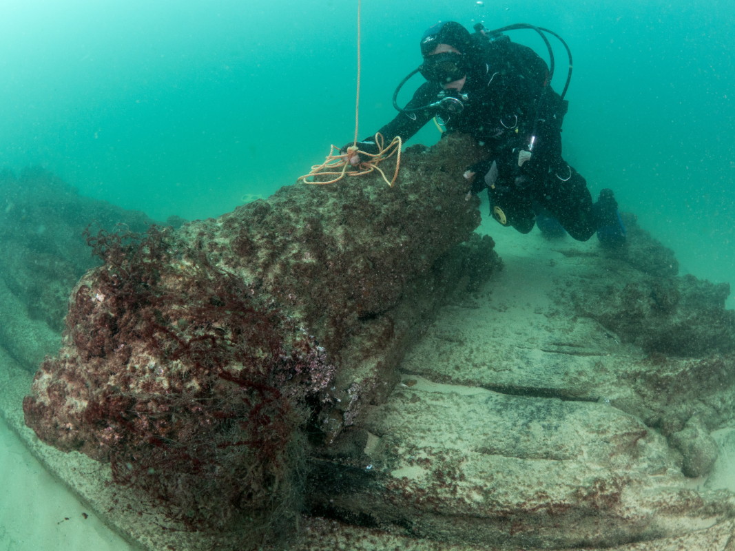 Търговски кораб потънал преди 400 години е намерен от археолози