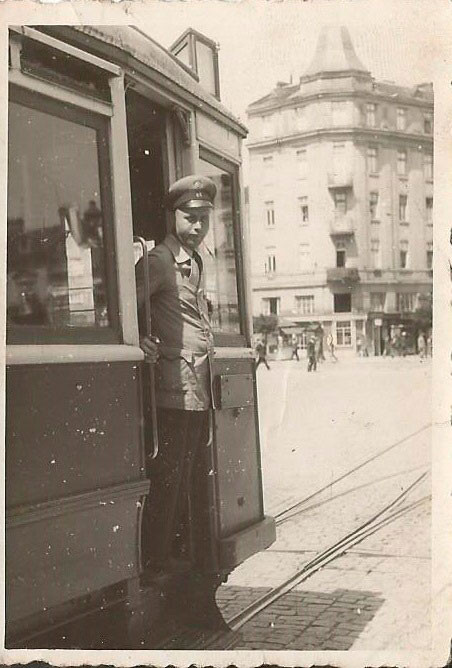 Едно от познатите лица през 1938 г.- ватманът Иван Котев (снимка: архив на сем. Котеви)