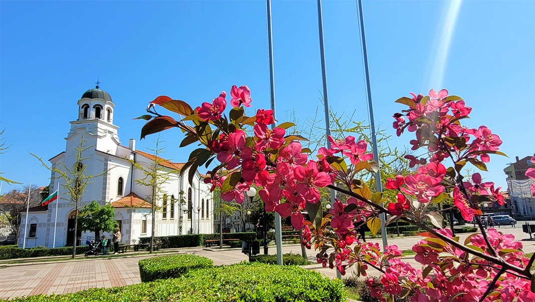 Kisha „Lindja e Shenjtë e Virgjëreshës Mari“ në Pomorie