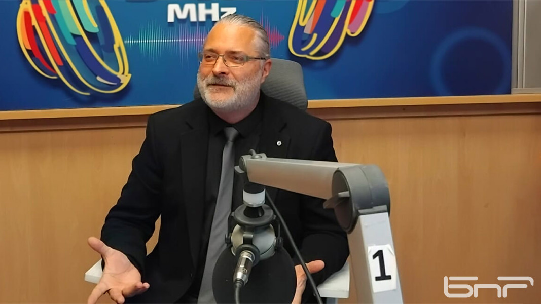 Проф. Милен Замфиров в БНР / Снимка: Мария Бояджиева