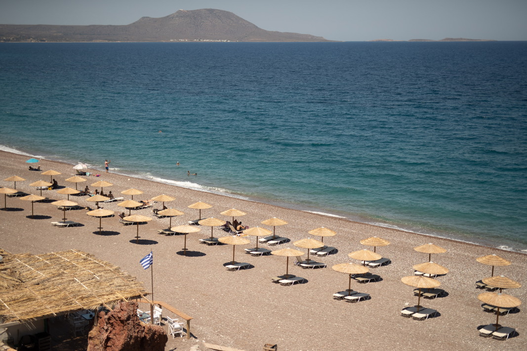 Плаж в Гърция  Снимка: ЕПА/БГНЕС