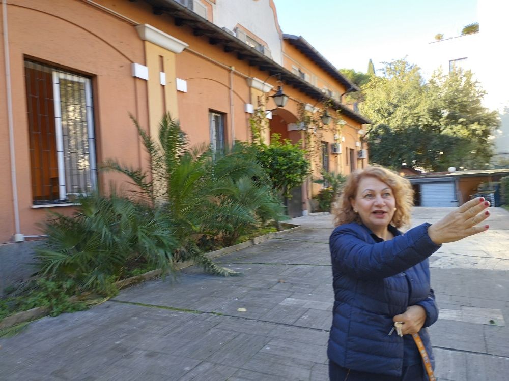 Nelly Simeonova in front of the consular section building