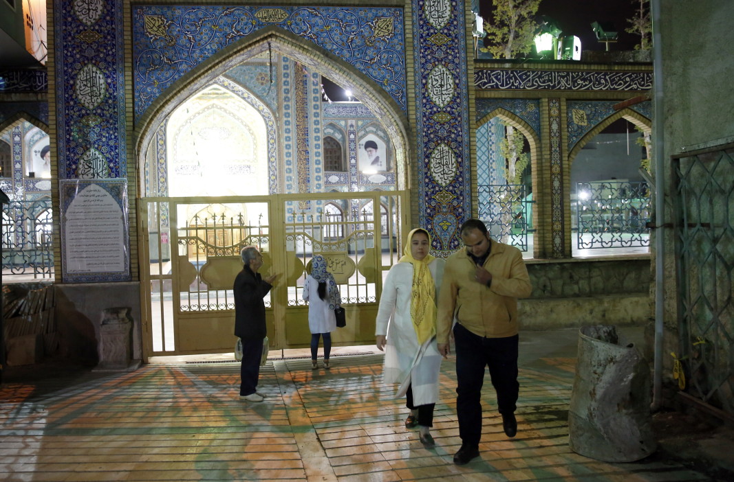 Иран е най-тежко засегнатата страна от коронавируса страна в региона.                 Снимка: ЕПА/БГНЕС