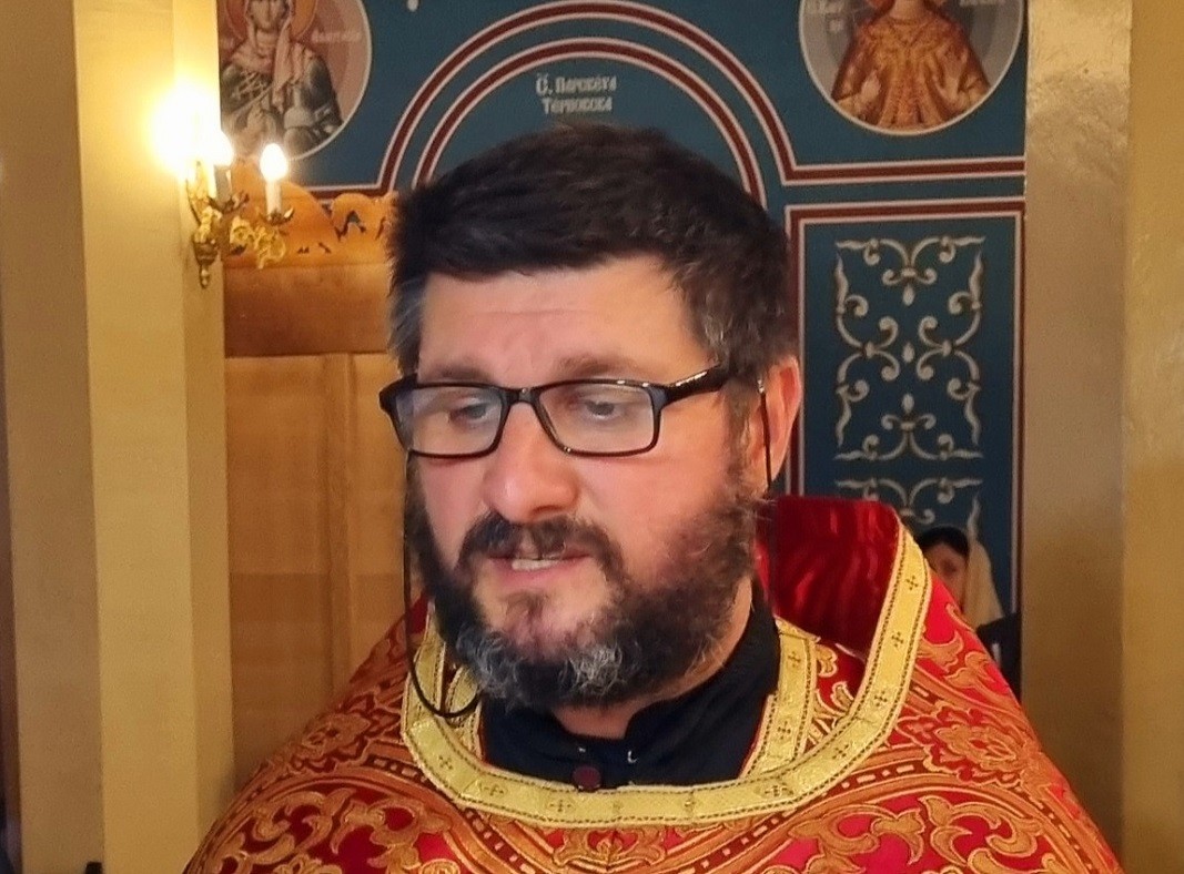El padre Stelian Kunev