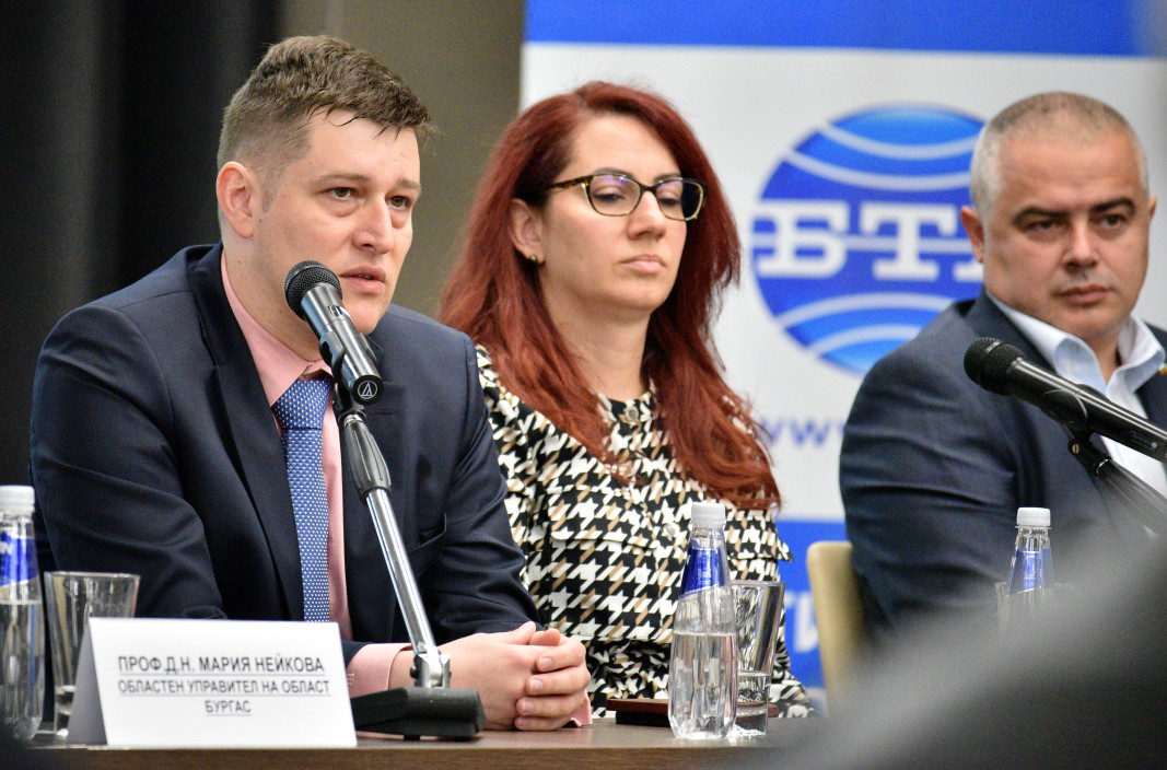 Генералният директор на БНР Милен Митев (ляво)/БТА
