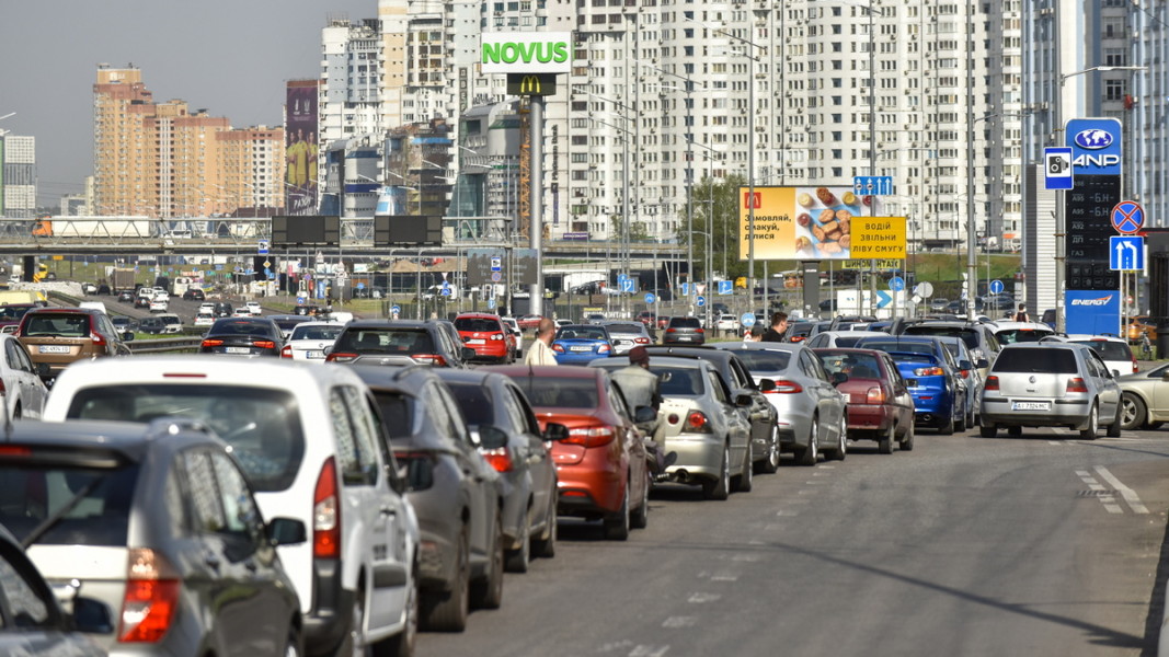  Опашка за горива в Киев, май 2022 година 