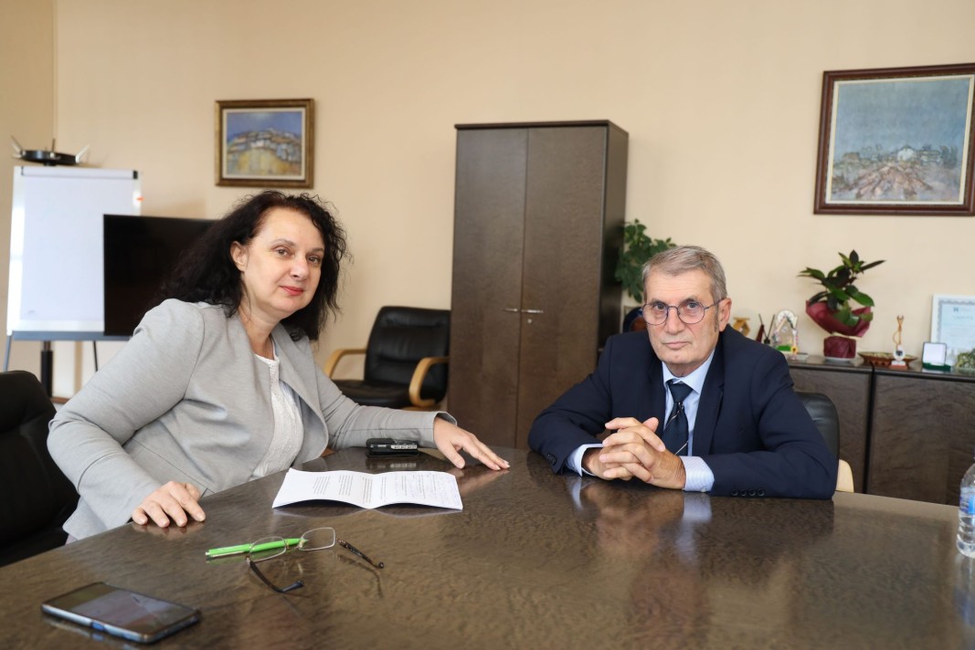  Гергана Хрисчева и проф. Христо Хинков 