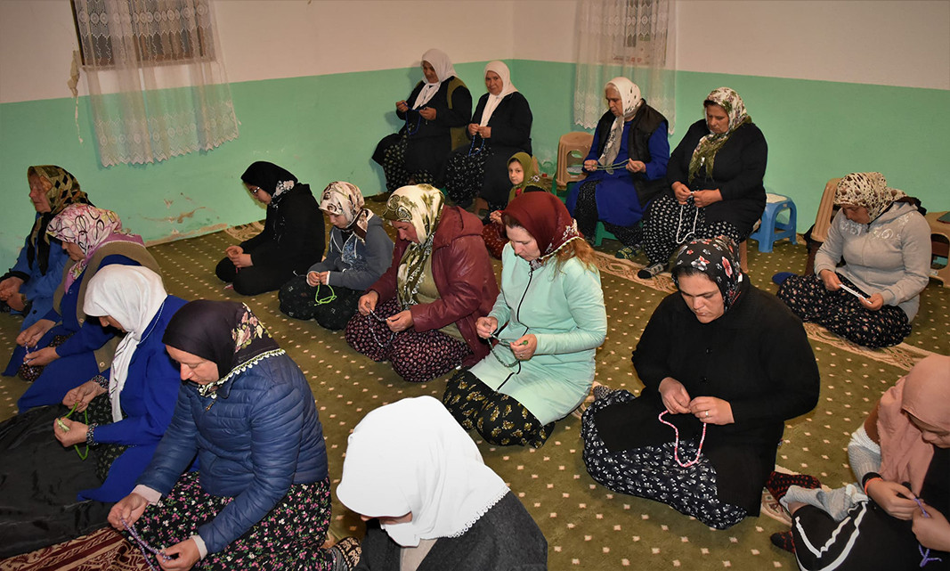 Varna, Partizani köyünden kadınlar da Teravih namazına geliyor  Foto: Hacı Yusuf Nizamoğlu