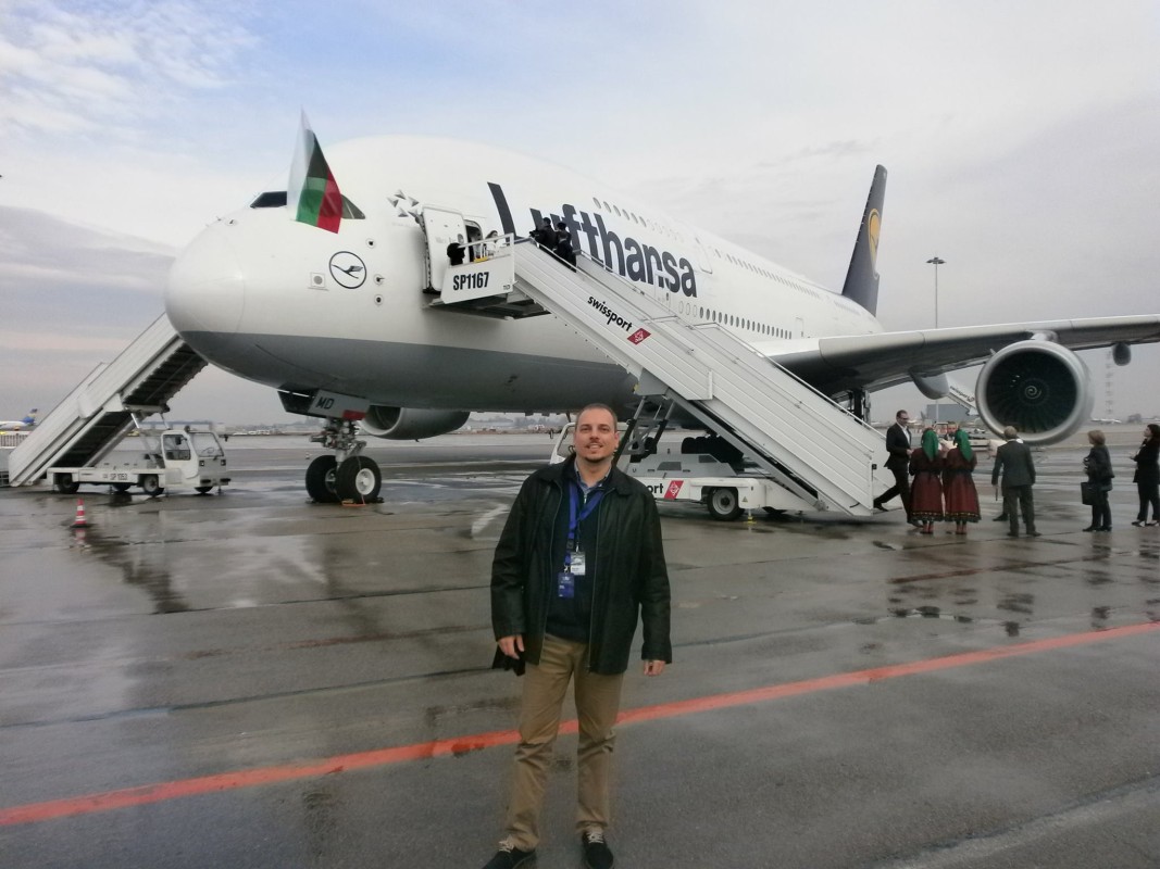 журналистът Николай Петров минути, след като е летял на борда на Airbus A380