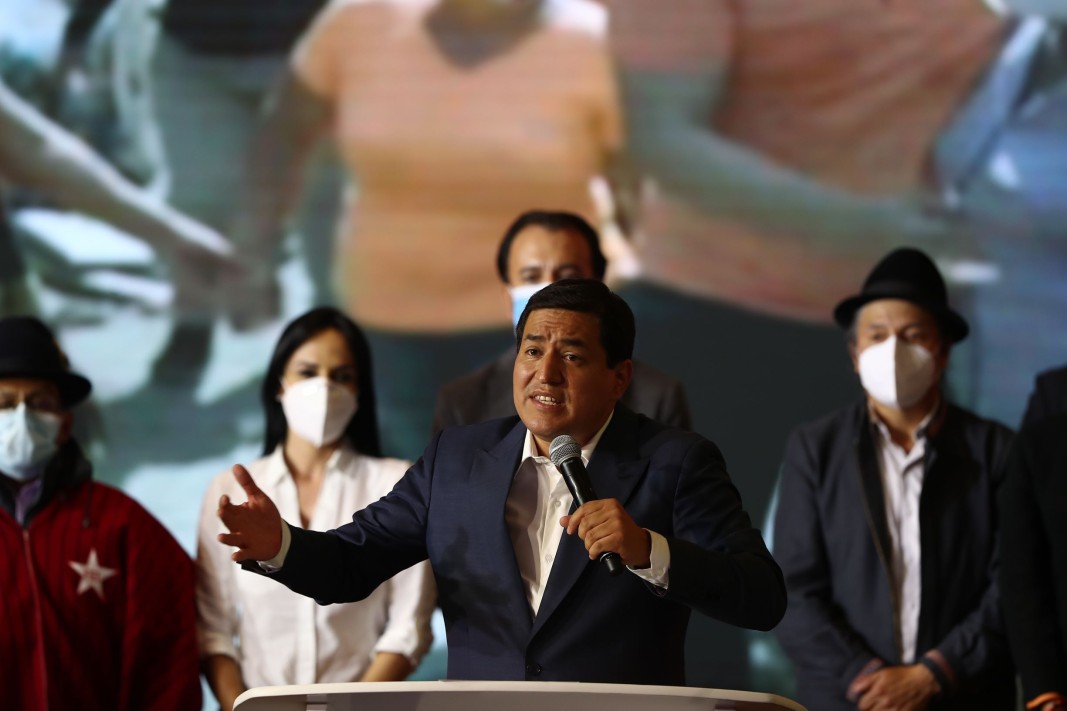 Кандидатът на левицата Андрес Арауз призна поражението си на изборите в Еквадор