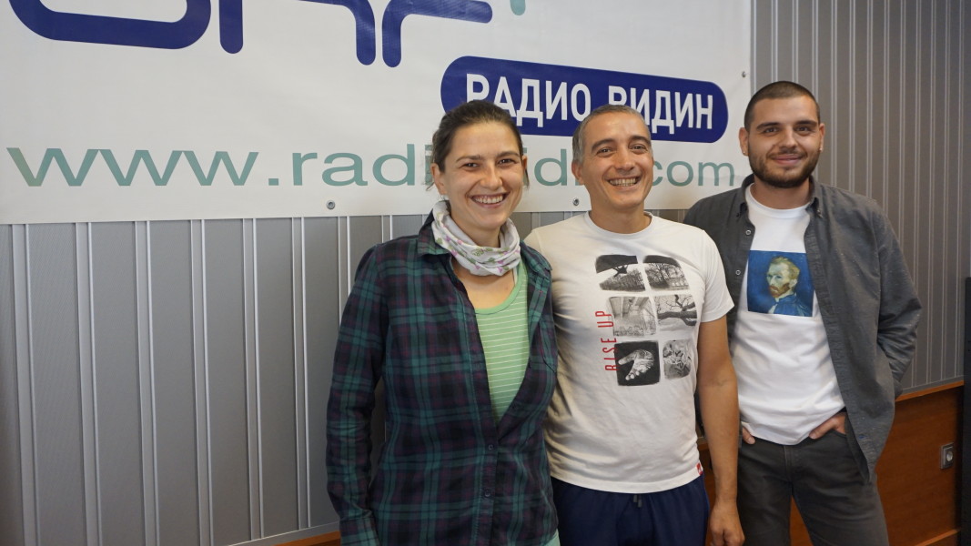 Марта Михайлова, Петър Михайлов и Константин Петков. Снимка: Радио Видин