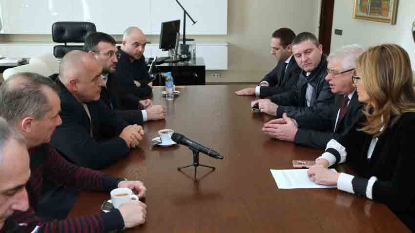 Başbakan Boyko Borisov ülkemizde koronovirüs salgının önlenmesine yönelik toplantı düzenledi.
