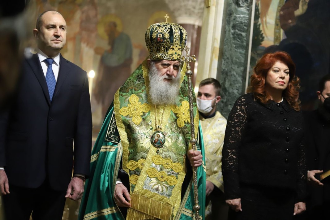 Патриарх Неофит отслужи молебен в катедралния храм „Св. Александър Невски“ по повод предстоящото встъпване в длъжност на президентската двойка Радев-Йотова за втори мандат, 19 януари 2022 г.
