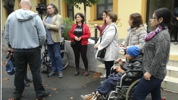 Родители на деца с увреждания се събраха в Бургас на