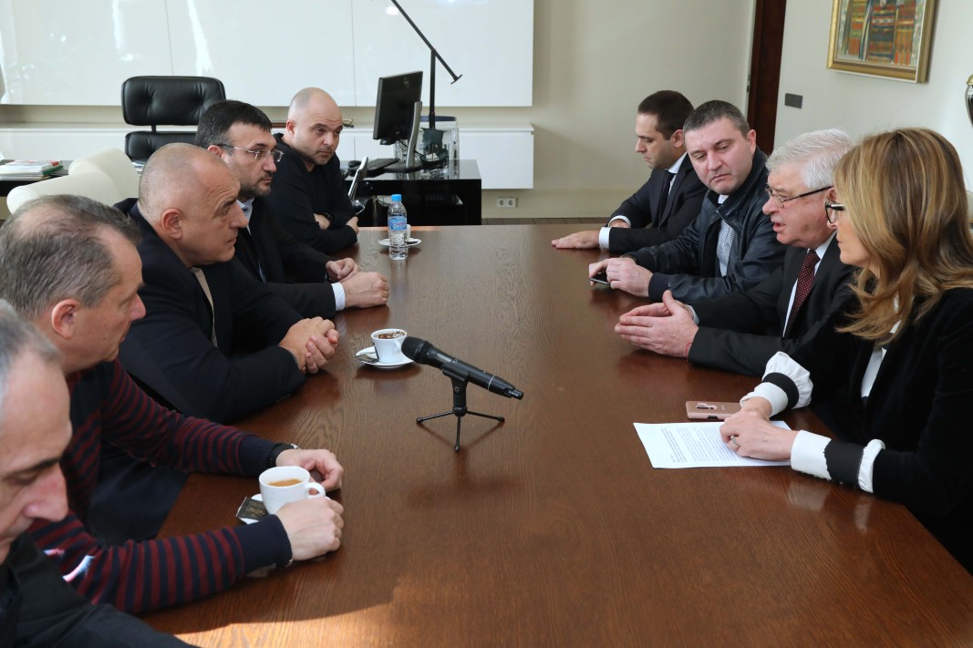 Борисов проведе съвещание във връзка с мерките за ограничаване на коронавируса у нас.