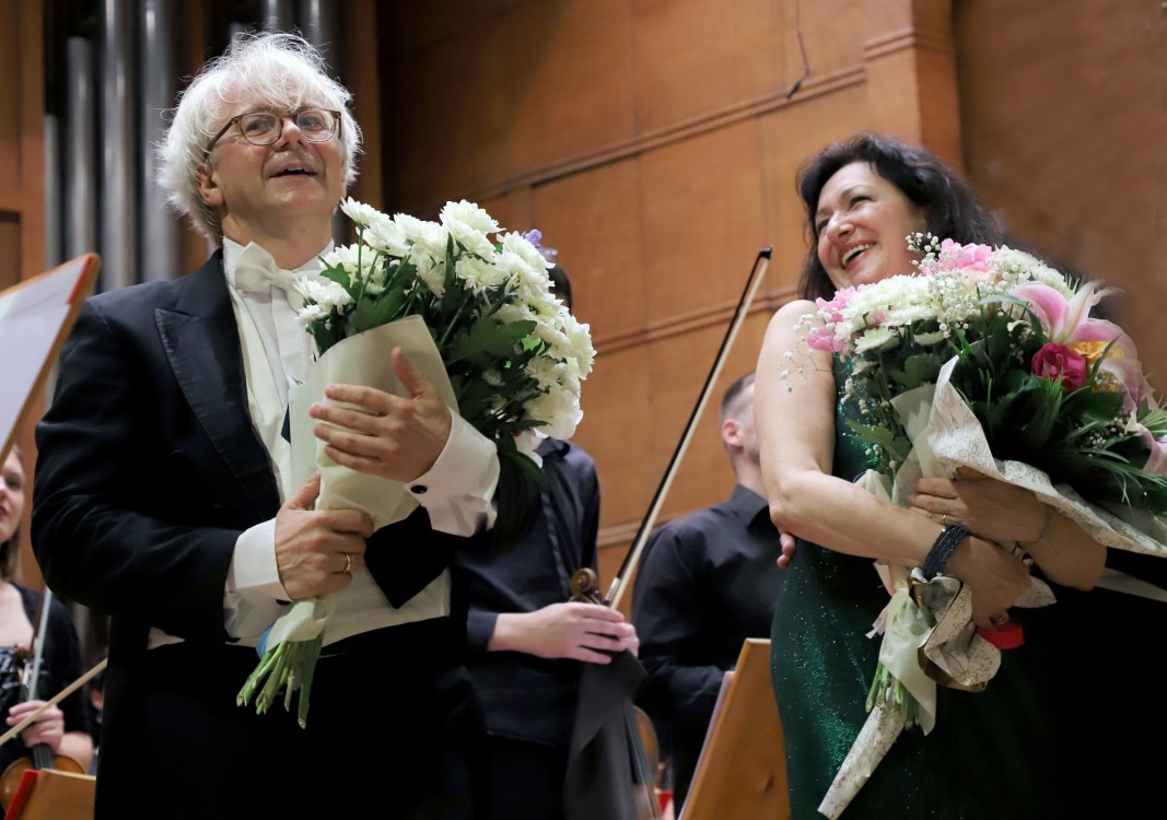 Павел Балев и Красимира Стоянова със Симфоничния оркестър на БНР