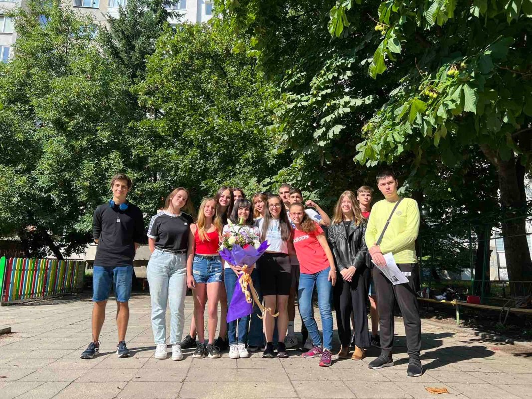 Иглика Горанова и учениците от 125 ОУ