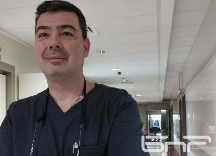 Д-р Васил Козаров - заместник - началник на Клиниката по кардиохирургията на УМБАЛ